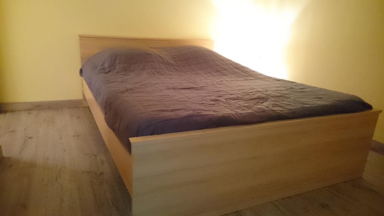 Le Miracle Bed & Breakfast Ledenon Bagian luar foto